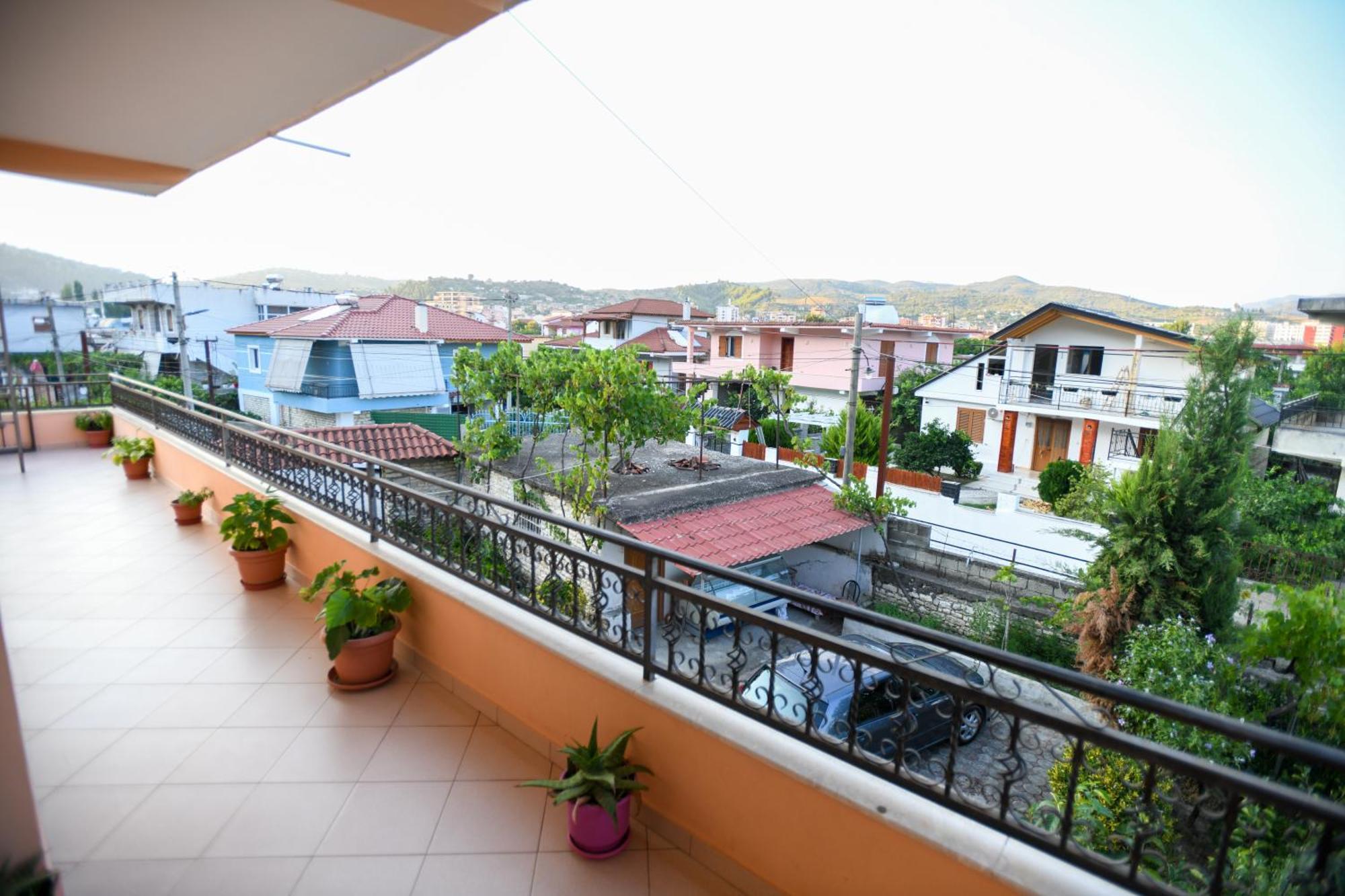 Apartment Darlin Berat Exteriér fotografie